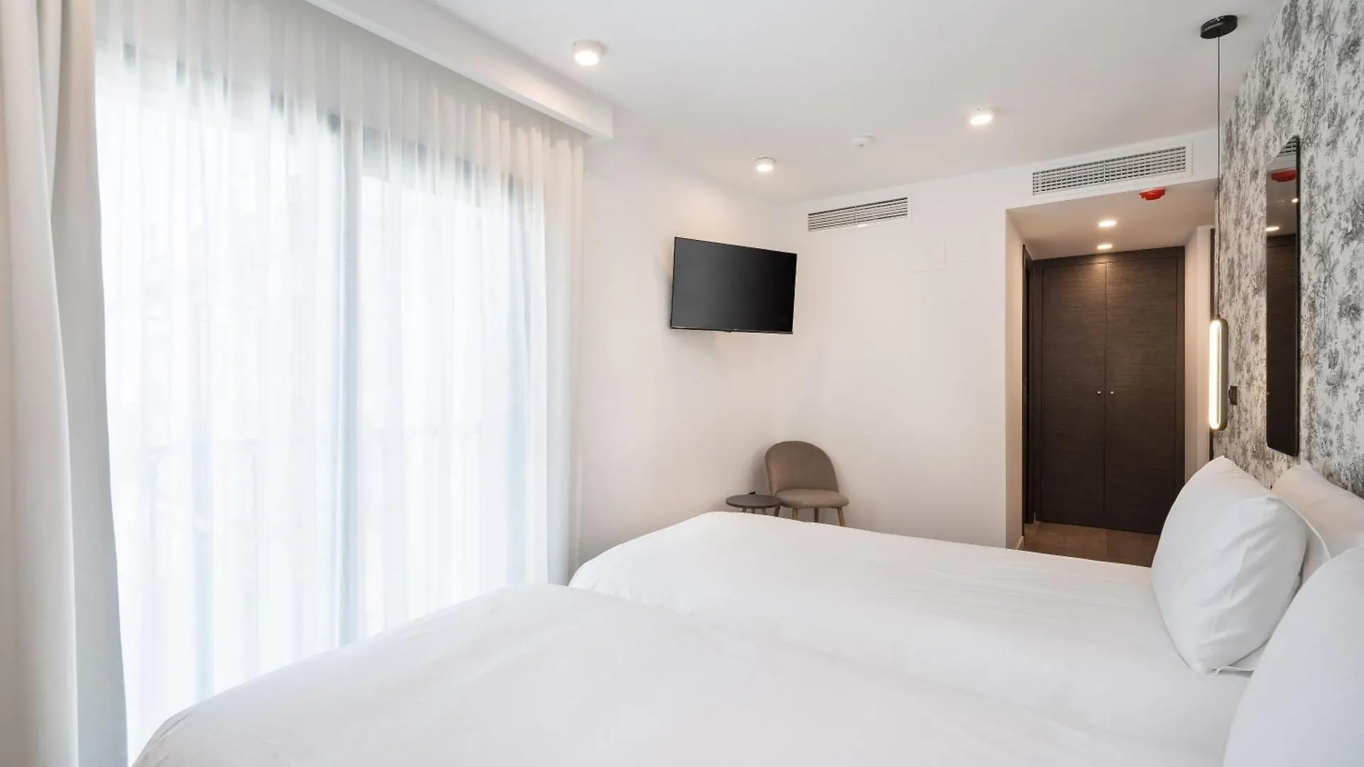 ***  The Orange House Boutique Hotel And Upstairs Rooftop Bar Center Of La Cala De Mijas 100M From The Beach Spain