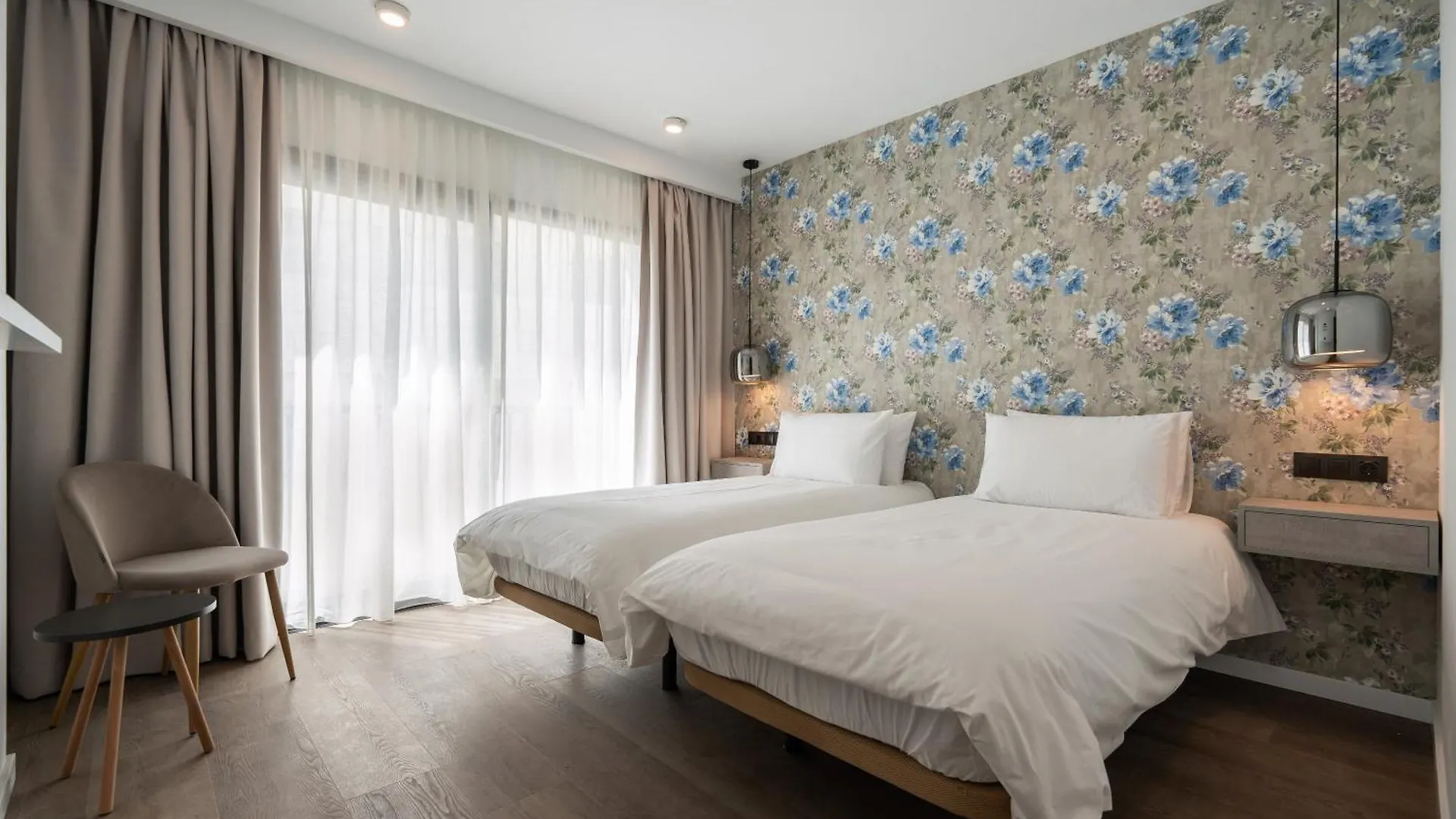 The Orange House Boutique Hotel And Upstairs Rooftop Bar Center Of La Cala De Mijas 100M From The Beach