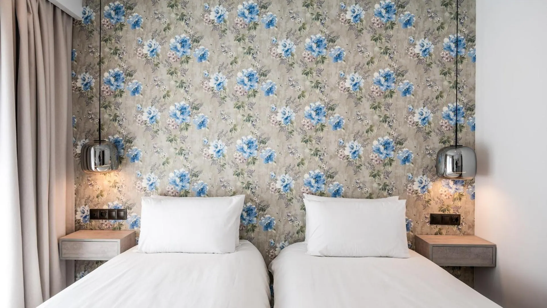 The Orange House Boutique Hotel And Upstairs Rooftop Bar Center Of La Cala De Mijas 100M From The Beach