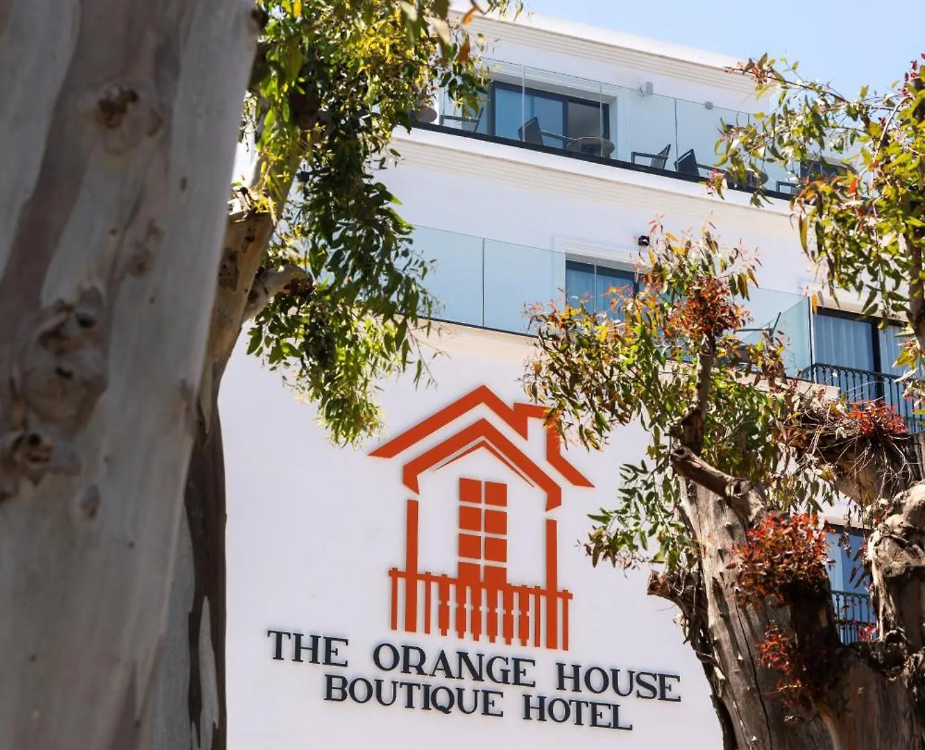 The Orange House Boutique Hotel And Upstairs Rooftop Bar Center Of La Cala De Mijas 100M From The Beach